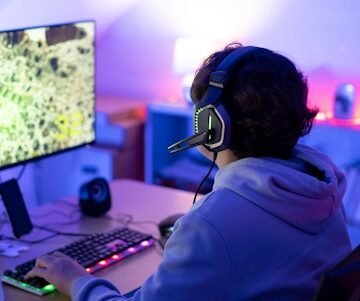 How To Keep Your Tween Or Teen Gamer Safe From Internet Threats