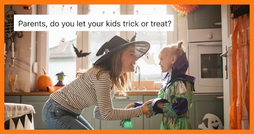 sm_facebook-tiktok-screenshots_-border-1 One Dad Wonders If Kids Today Go Trick-Or-Treating Anymore