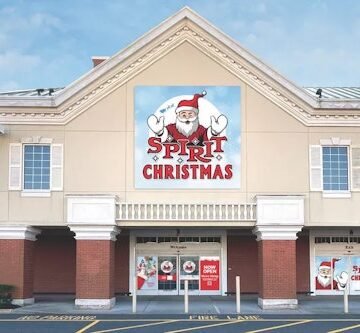 spirit-christmas-exterior_mays-landing Select Spirit Halloween Stores Will Transform Into 'Spirit Christmas'