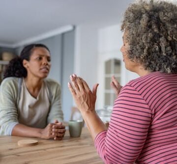 How Do You Handle Toxic Grandparents? Experts Weigh In