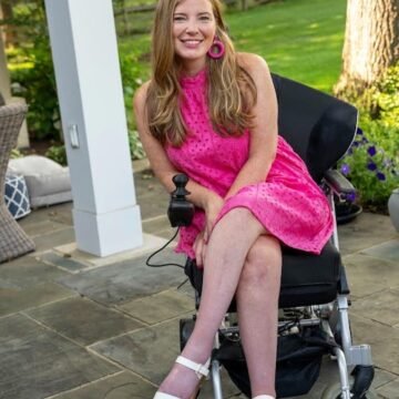 b5212109-d84f-495c-ba95 Brooke Eby Is Dying For You To Know The Signs Of ALS. Literally.