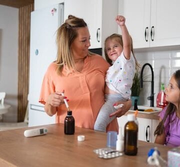 caucasian-mother-preparing-syringe Study: Saline Nose Drops Reduce Duration Of The Common Cold In Kids