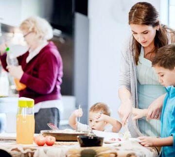 AITA For Thinking Grandparents Should Help When They’re Around?