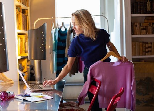 gettyimages-1469385373 Are You A “Type C” Personality? How To Tell, According To Therapists