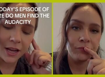 Man Asks Mom To Wait Before Entering Airport Lounge Kids' Room To Finish Call