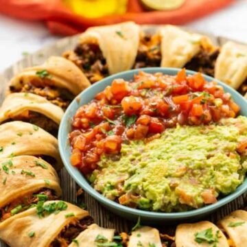 beef-taco-ring-1 These Crescent Roll Recipes Are Quick, Easy, & Delicious