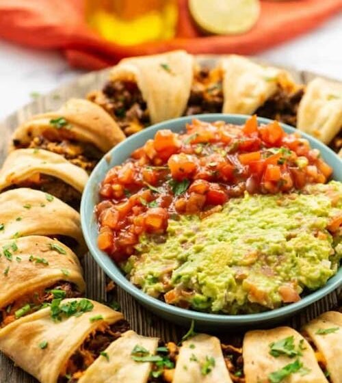 beef-taco-ring-1 These Crescent Roll Recipes Are Quick, Easy, & Delicious
