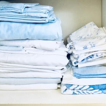 How To Keep Your Bedding From Smelling Like Your Linen Closet