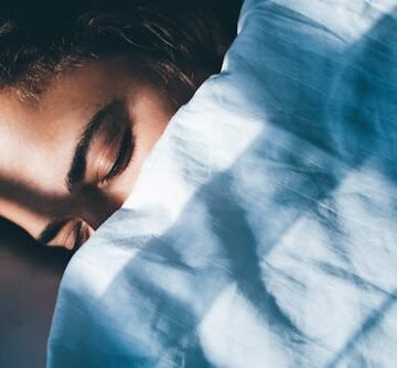 The 10-3-2-1 Sleep Rule: Why This Viral "Hack" Actually Works