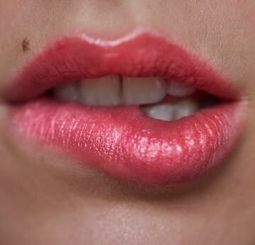 What Is "Hotwifing" Porn? What About "Hothusbanding"? A Porn Director Explains