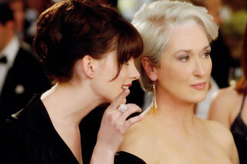 mv5bmtg0mdi3mty0ml5bml5banbnxkftztcwnteynzgymw_v1_ 'The Devil Wears Prada' Sequel: Release Date, Cast, & What We Know