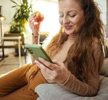 17 Moms Share How They Tell Their Partner They're Horny & In The Mood