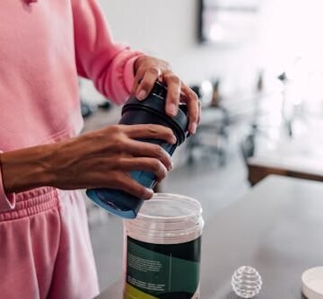The Benefits Of Taking Creatine For Women, Especially During Menopause