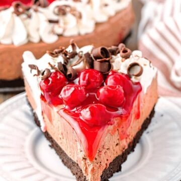 13 Simple & Nostalgic Father's Day Desserts, From Classic Pies To No-Bake Treats
