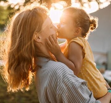 Am I The Only Mom Who Frickin' Loves Summer?