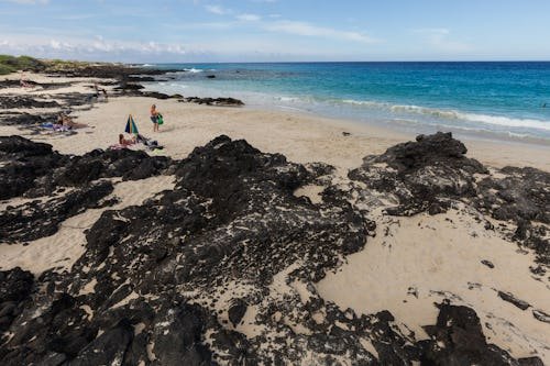 big-island-hawaii-kona The Beaches With The Clearest Water In The US Might Surprise You
