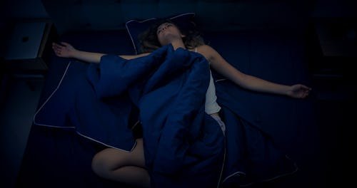 gettyimages-1403985885 Hot Sleeper? 13 Products To Help You Keep Your Cool