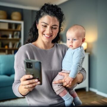 shot-of-a-woman AI Is Everywhere… Do We Really Want It As A Co-Parent?