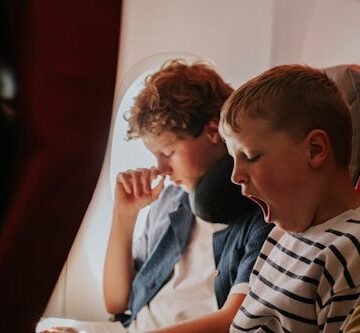 This Is The Best Time To Fly With Kids To Avoid Jet Lag
